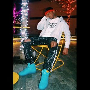 Meet your Posher, Brandon